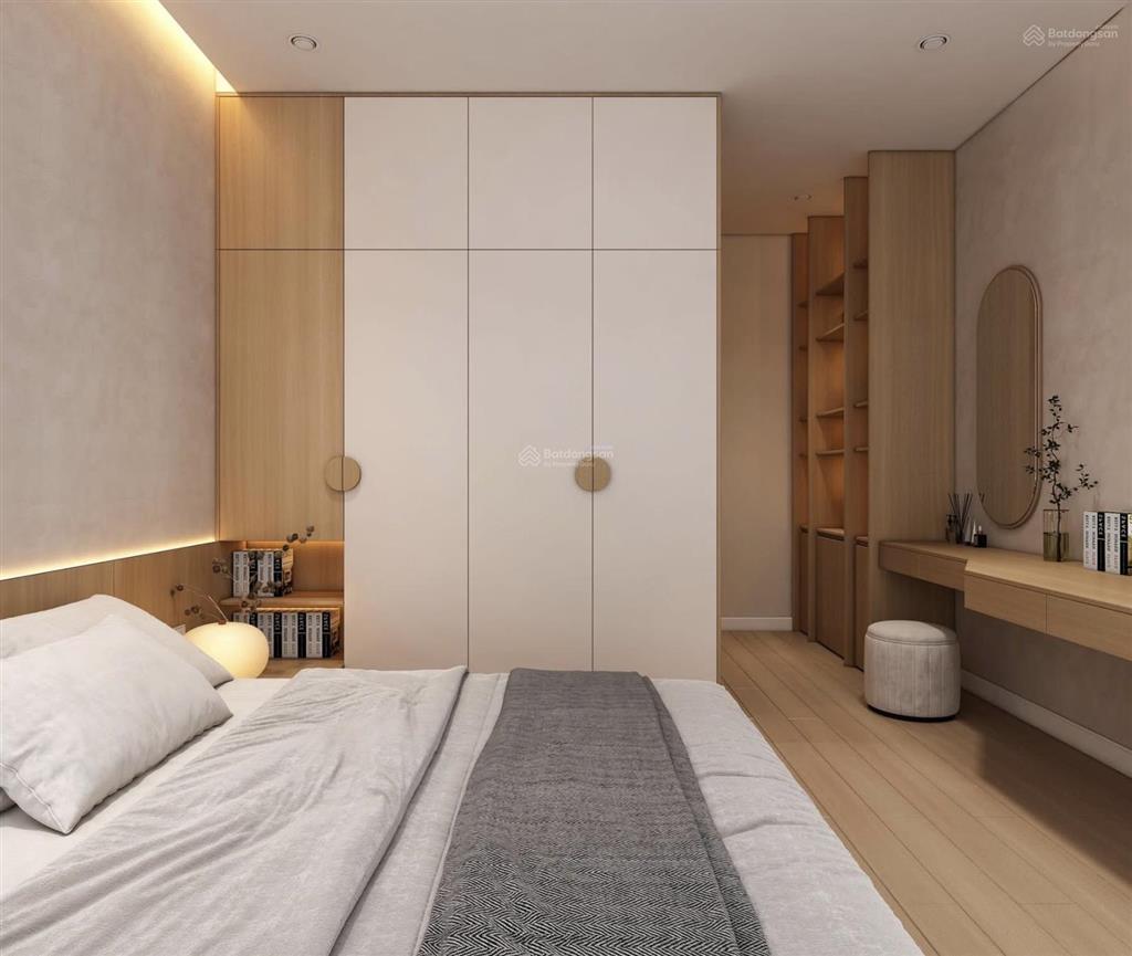 **bán nhà phường 5, hẻm 686 cách mạng tháng 8 tân bình (4*15) 3 tầng