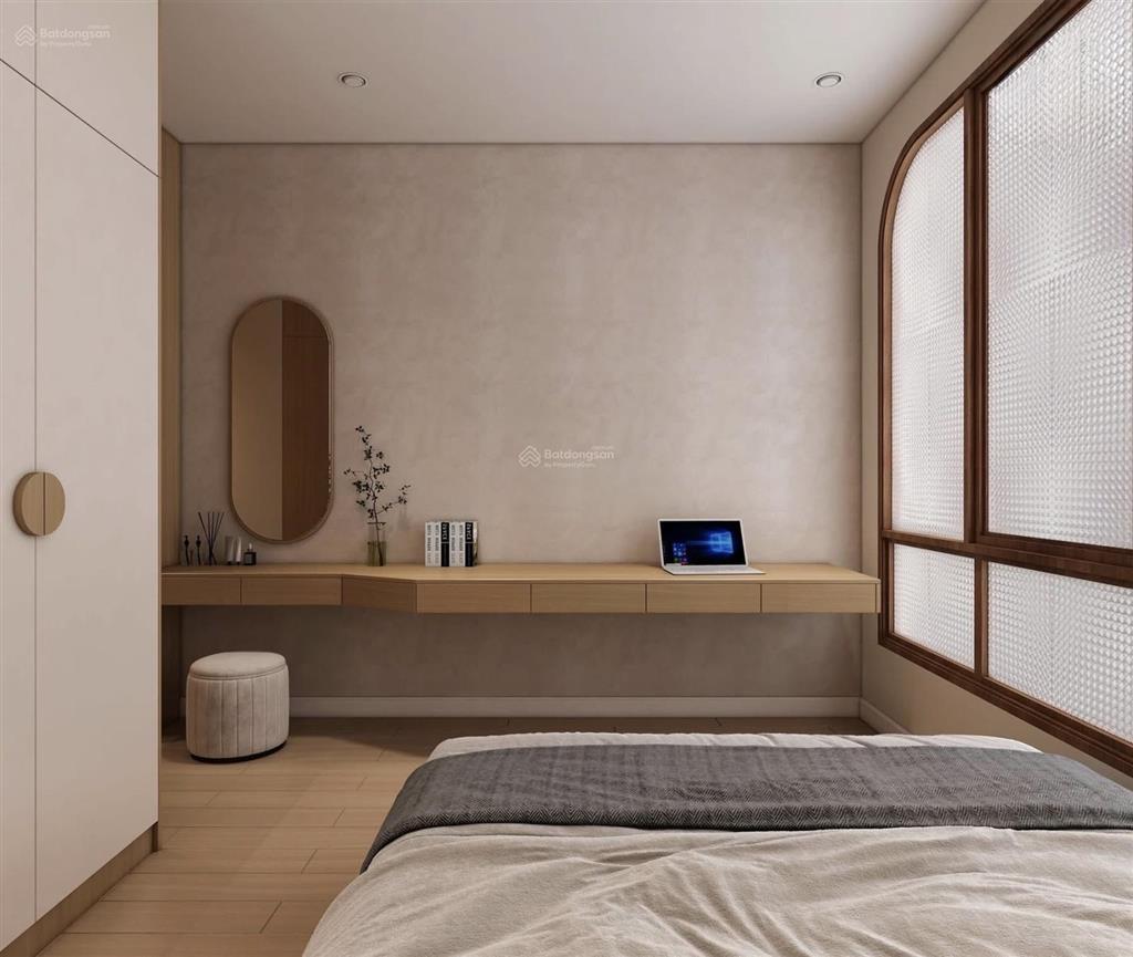 **bán nhà phường 5, hẻm 686 cách mạng tháng 8 tân bình (4*15) 3 tầng