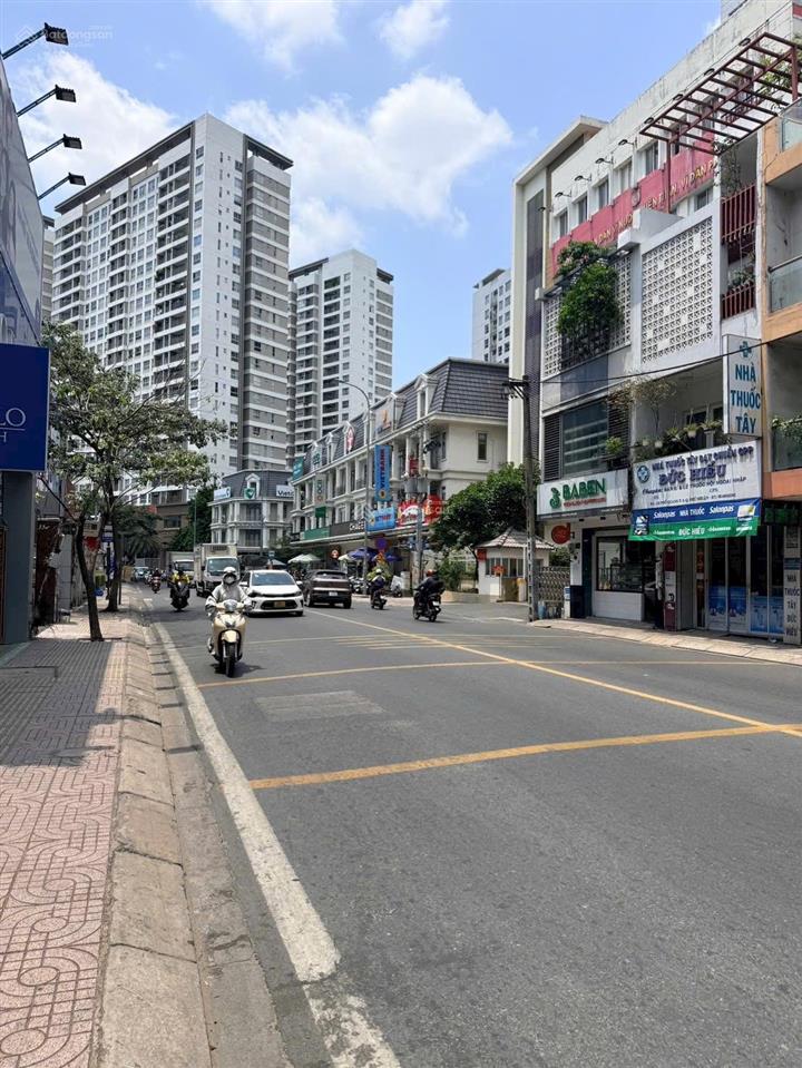 **bán nhà mặt tiền phổ quang, phường 2, tân bình (4*17) khu vip sân bay bệnh viện tâm anh