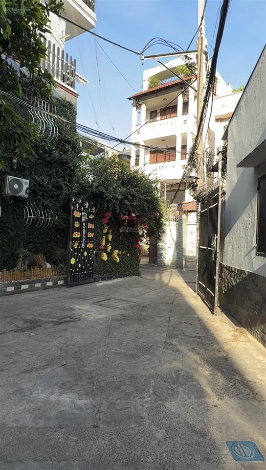 **bán nhà hẻm cách mạng tháng 8, phường 7 tân bình (4x18m) 2 lầu dòng tiền