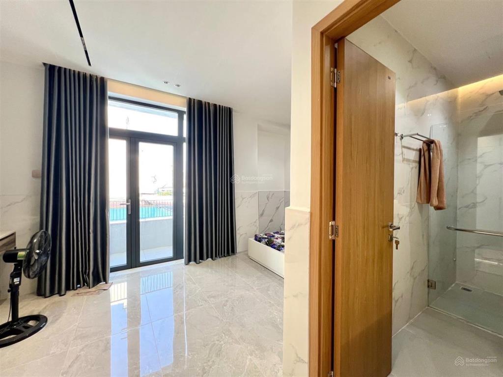 **bán nhà hẻm cách mạng tháng 8, phường 7 tân bình (4x18m) 2 lầu dòng tiền