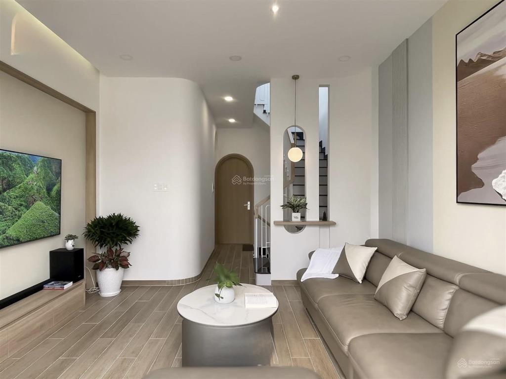 ***bán nhà phường 11 tân bình mặt tiền võ thành trang (4*17m) 3 tầng khu bàu cát