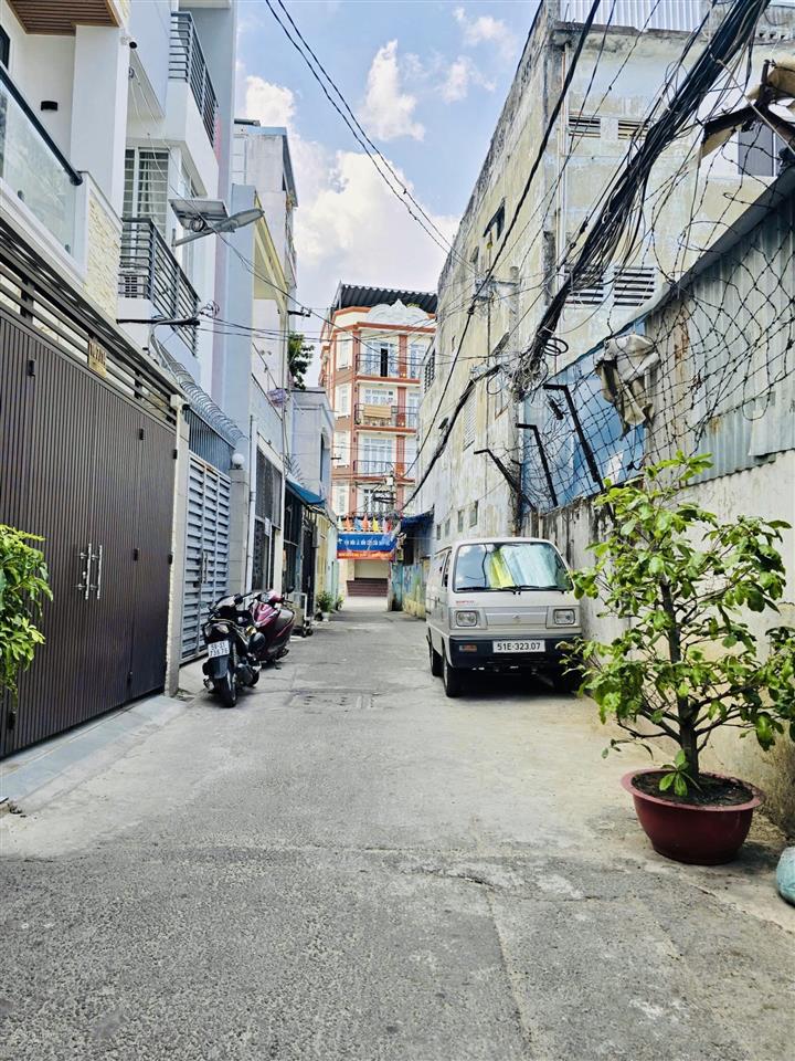 **bán nhà hẻm bành văn trân, phường 7 tân bình (4*17) trục cmt8  chỉ 7,5 tỷ