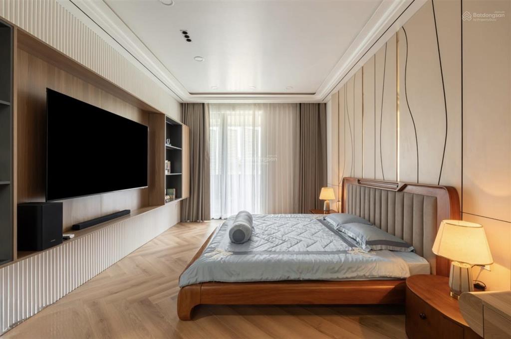 **bán nhà ngay khu nhà ga t3 mặt tiền bình giã, phường 13 tân bình (4,5*16m) 3 tầng dòng tiền