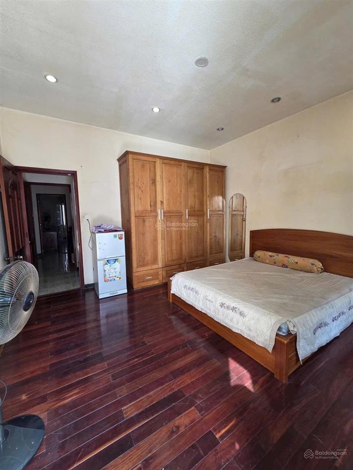 Bán nhà mặt tiền ấp bắc, phường 13, tân bình 4,5*15m  3 tầng dòng tiền khu nhà ga t3