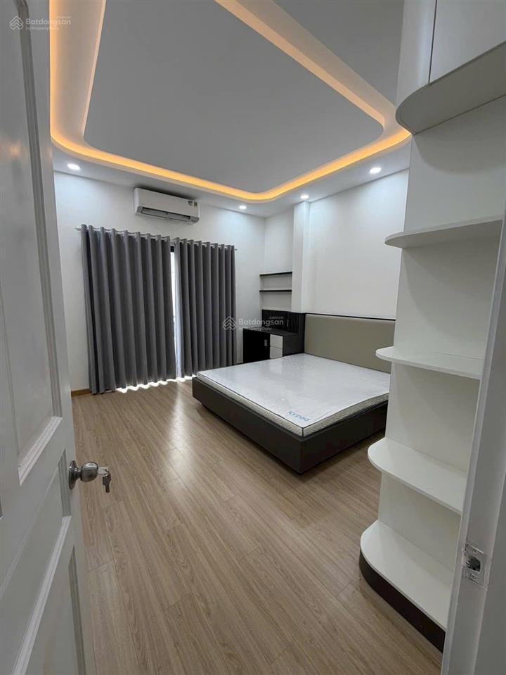 **bán nhà phường 9, quận tân bình hxh âu cơ, (4*18) 5 tầng nhà đẹp