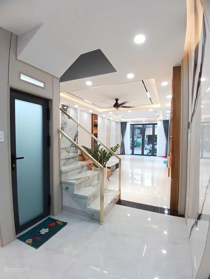 Bán nhà mặt tiền phường 14 tân bình, mặt tiền ba vân (4*12) 5 tầng dòng tiền