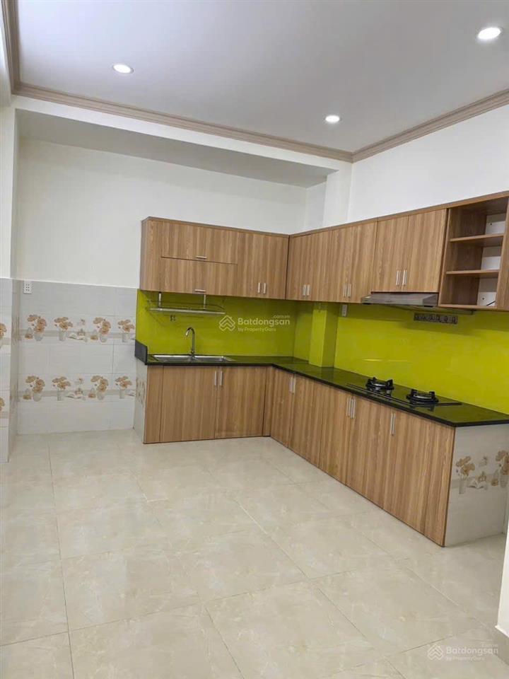 Bán nhà mặt tiền phạm phú thứ, phường 11 tân bình 3m x 10m, nh 4m  6,6 tỷ