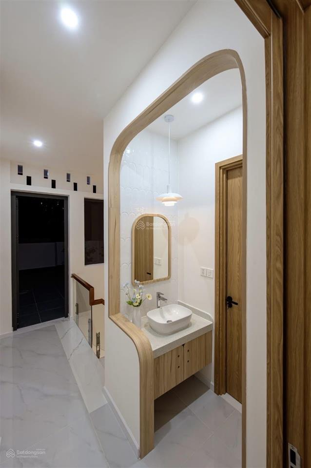 Bán nhà hẻm 254 âu cơ, phường 9, tân bình (4x18m) 5 tầng đẹp mới keng