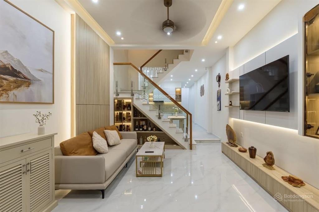 Bán nhà hẻm 254 âu cơ, phường 9, tân bình (4x18m) 5 tầng đẹp mới keng