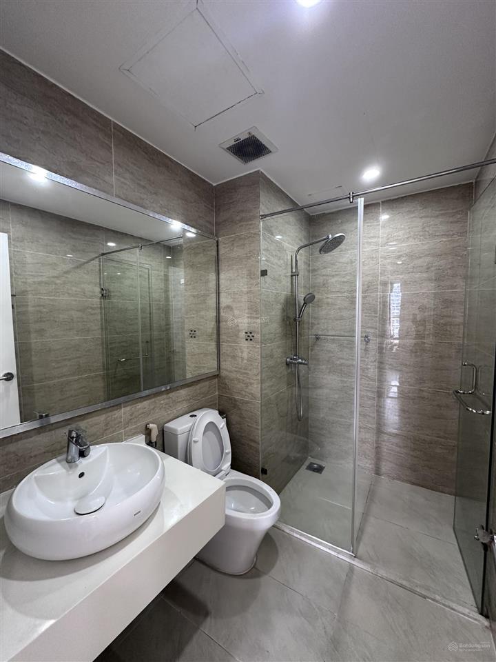 Cần bán căn góc tầng cao 3pn.2wc đã có hdmb newton vay được