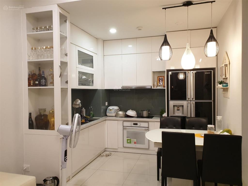 Cần bán gấp căn view đông 3pn. 2wc toà golden mansion gần sân bay