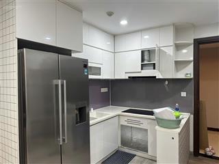 Cần bán gấp căn 2pn.1wc có ban công tầng trung thoáng botanica premier