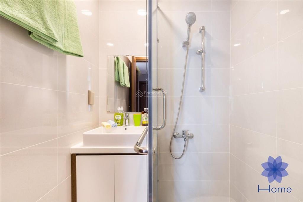 Bán căn 2pn.2wc tầng cao view qk7 xanh mát, đầy đủ nội thất giá 5.9 tỷ the botanica