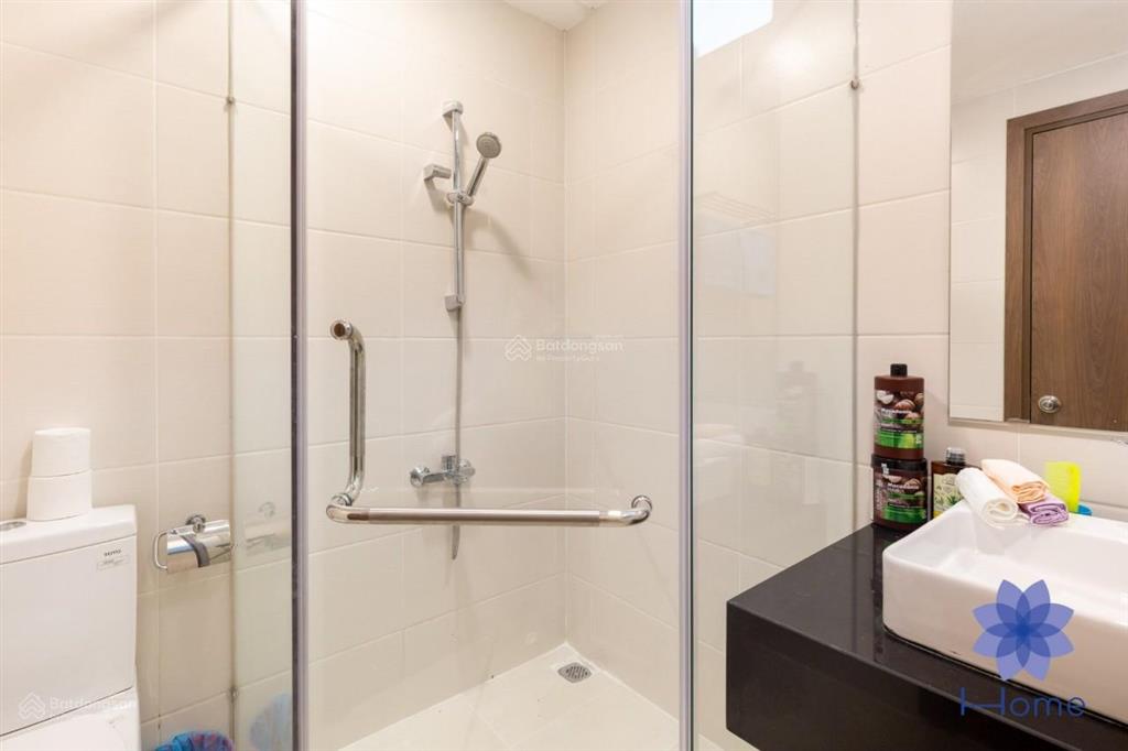 Bán căn 2pn.2wc tầng cao view qk7 xanh mát, đầy đủ nội thất giá 5.9 tỷ the botanica