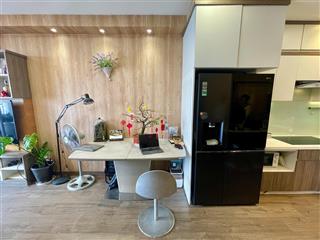 Bán căn 2pn.2wc 73m2 nhà đầy đủ nội thất view thoáng, y hìnhthe botanica