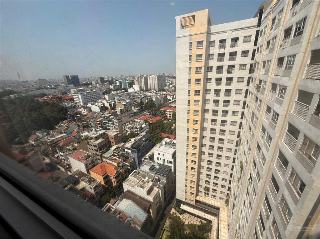 Cần bán căn 1pn. 1wc tầng cao view nội khu  the botanica 104 phổ quang