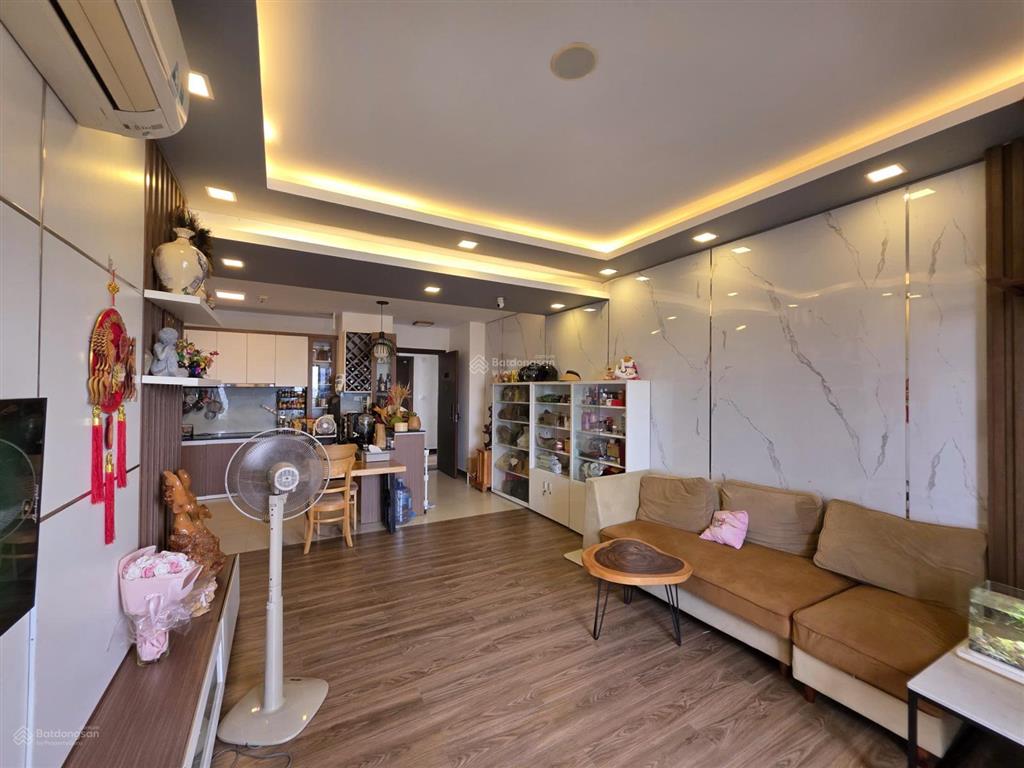 Bán căn góc sổ hồng 3pn/2wc view đông nam thoáng mát, 101m2 chỉ 9.3 tỷ còn tl  garden gate