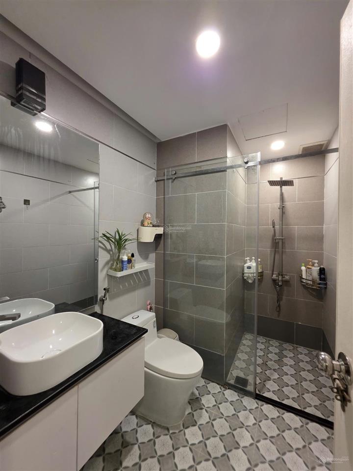 Bán căn góc sổ hồng 3pn/2wc view đông nam thoáng mát, 101m2 chỉ 9.3 tỷ còn tl  garden gate