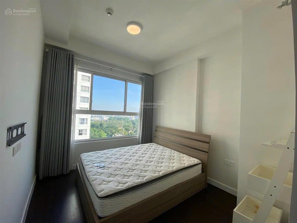Bán căn 2pn/2wc tầng cao view thoáng mát y hình giá 5.970 tỷ còn thương lượnggolden mansion