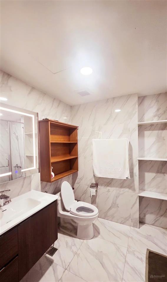 Cần bán offictel hdmb đang ra sổ, 50m2 tim tường, full nội thất có ban công thoáng  orchard garden