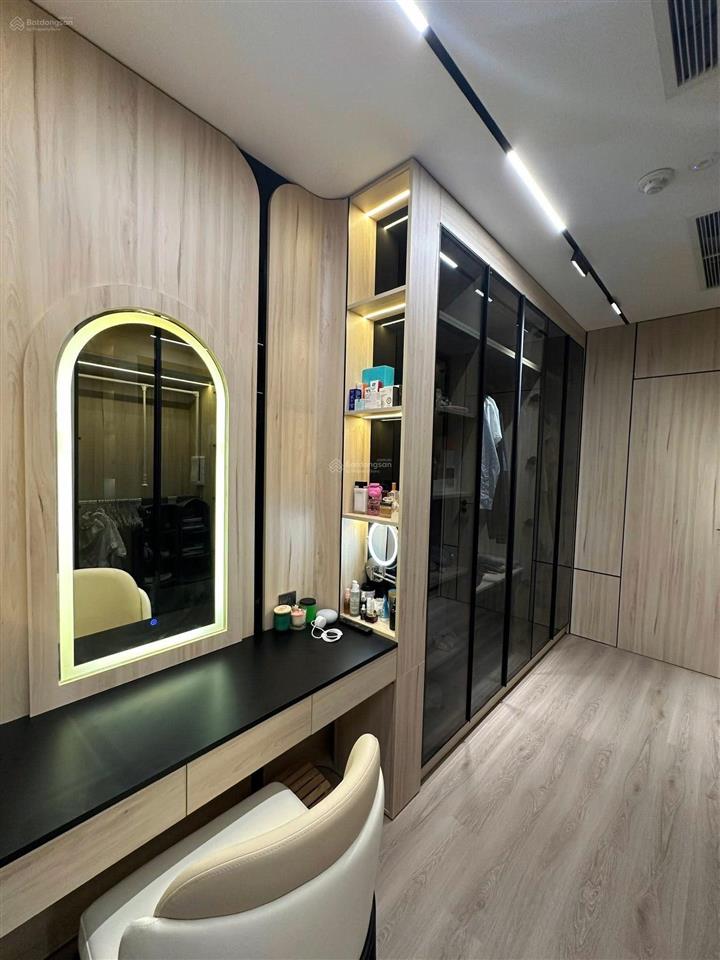 Bán căn góc số 1 tháp bbotanica premier 105m2 tầng cao, thiết kế 2pn.2wc và phòng lv, giá 8 tỷ bao
