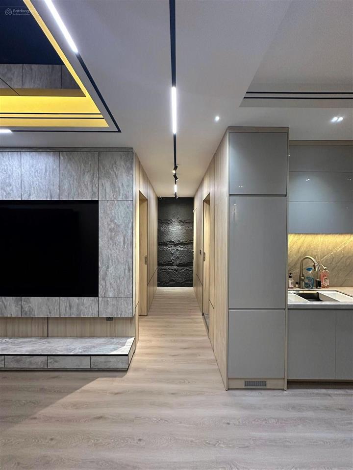 Bán căn góc số 1 tháp bbotanica premier 105m2 tầng cao, thiết kế 2pn.2wc và phòng lv, giá 8 tỷ bao