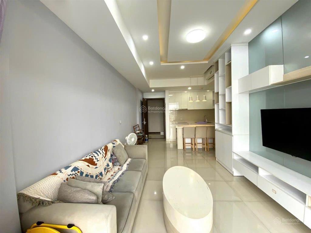 Ở ngay căn 2pn/2wc tầng cao view thoáng full nội thất y hình  botanica premier