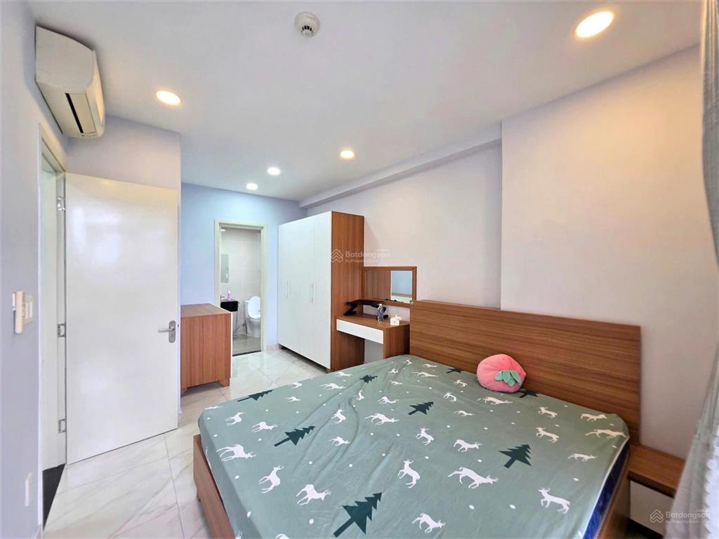 Căn góc ở ngay 2pn/2wc view đẹp thoáng, nhà sạch sẽ  orchard garden