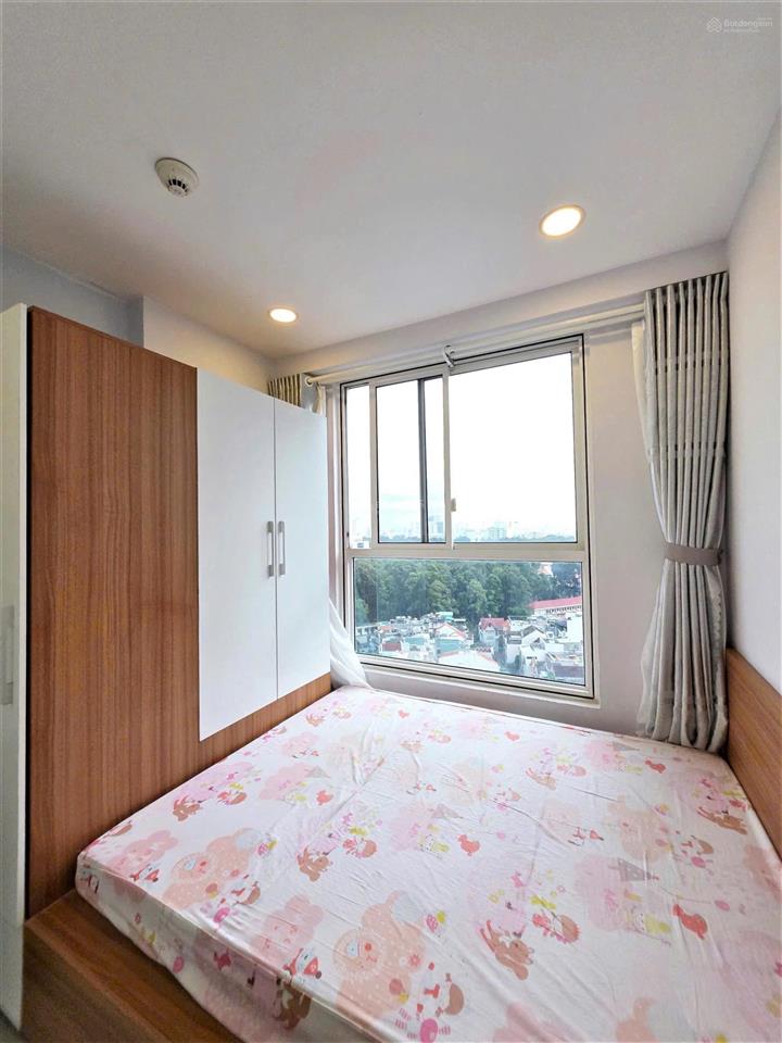 Căn góc ở ngay 2pn/2wc view đẹp thoáng, nhà sạch sẽ  orchard garden