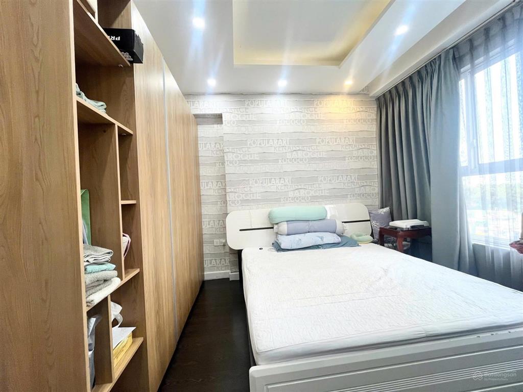 Cần bán căn góc 3pn/2wc 100m2 view thoáng giá chỉ 8.150 tỷ nhận nhà  golden mansion