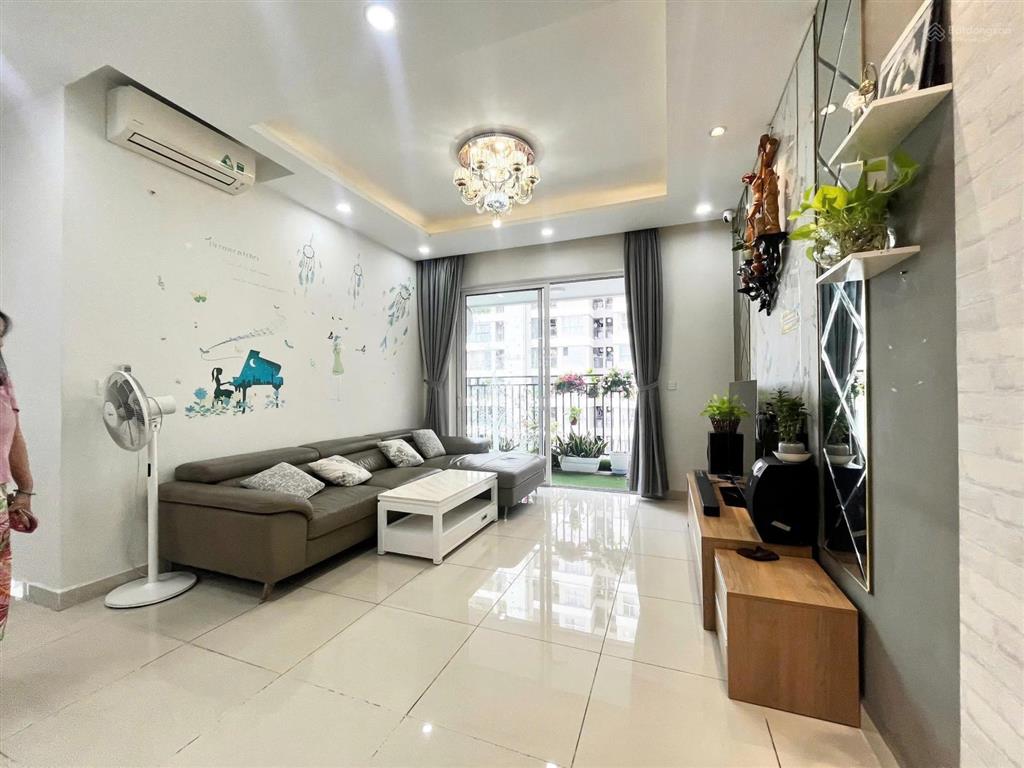 Cần bán căn góc 3pn/2wc 100m2 view thoáng giá chỉ 8.150 tỷ nhận nhà  golden mansion