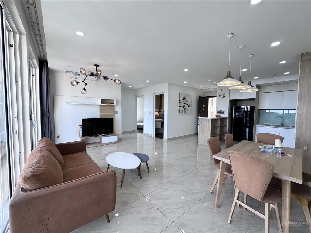 Cho thuê căn góc 2pn/2wc 88m2 phòng khách rộng view thoáng ở ngay  orchard parkview