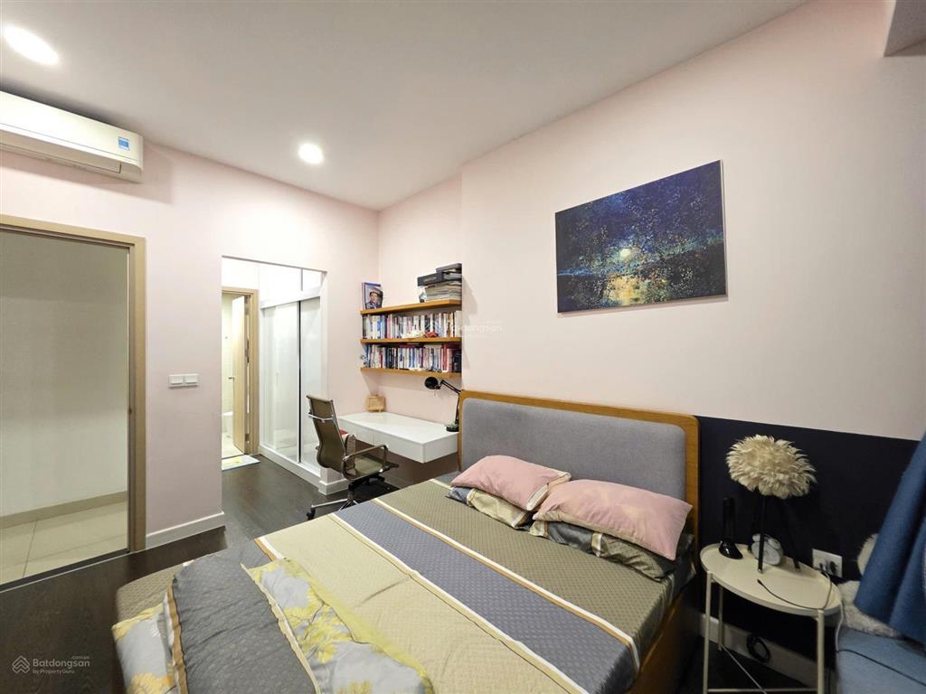 Cần bán căn 75m2 view thoáng 2pn/2wc, nội thất đầu tư để ở y hình, giá 6,2 tỷ còn tl golden mansion