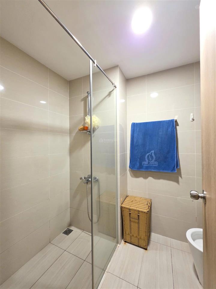 Cần bán căn 75m2 view thoáng 2pn/2wc, nội thất đầu tư để ở y hình, giá 6,2 tỷ còn tl golden mansion