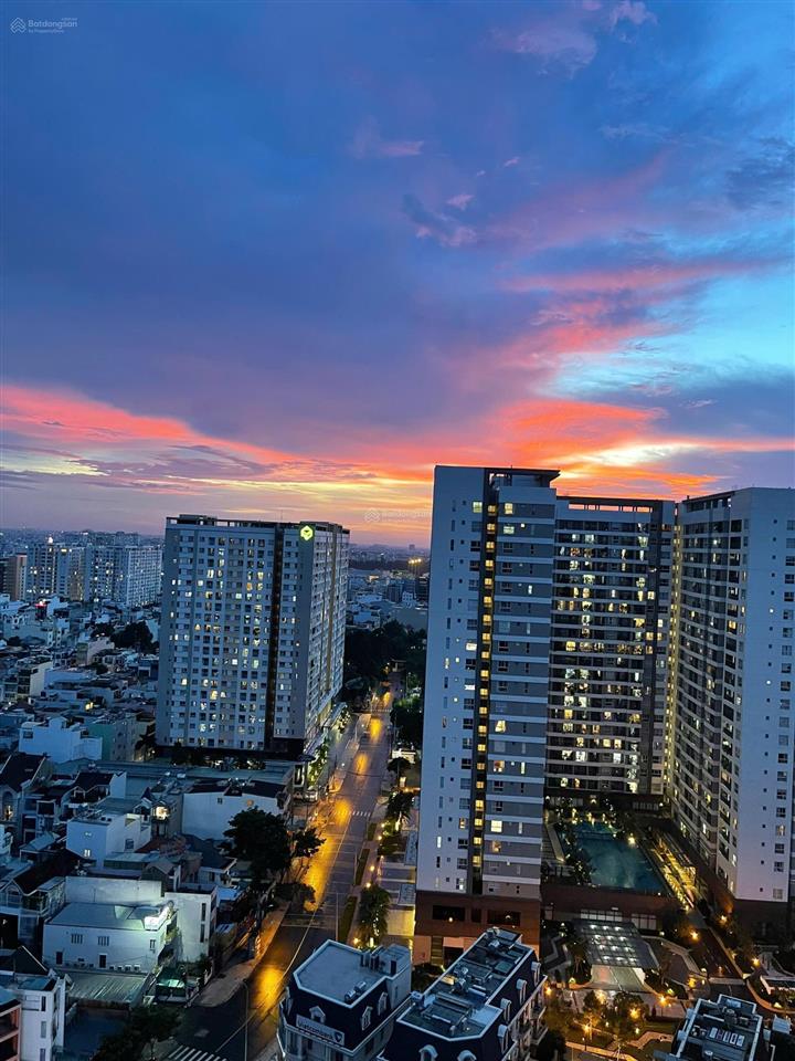 Cho thuê 2pn/2wc nhà đẹp y hình sạch sẽ, view chill tầng cao thoáng  orchard parkview