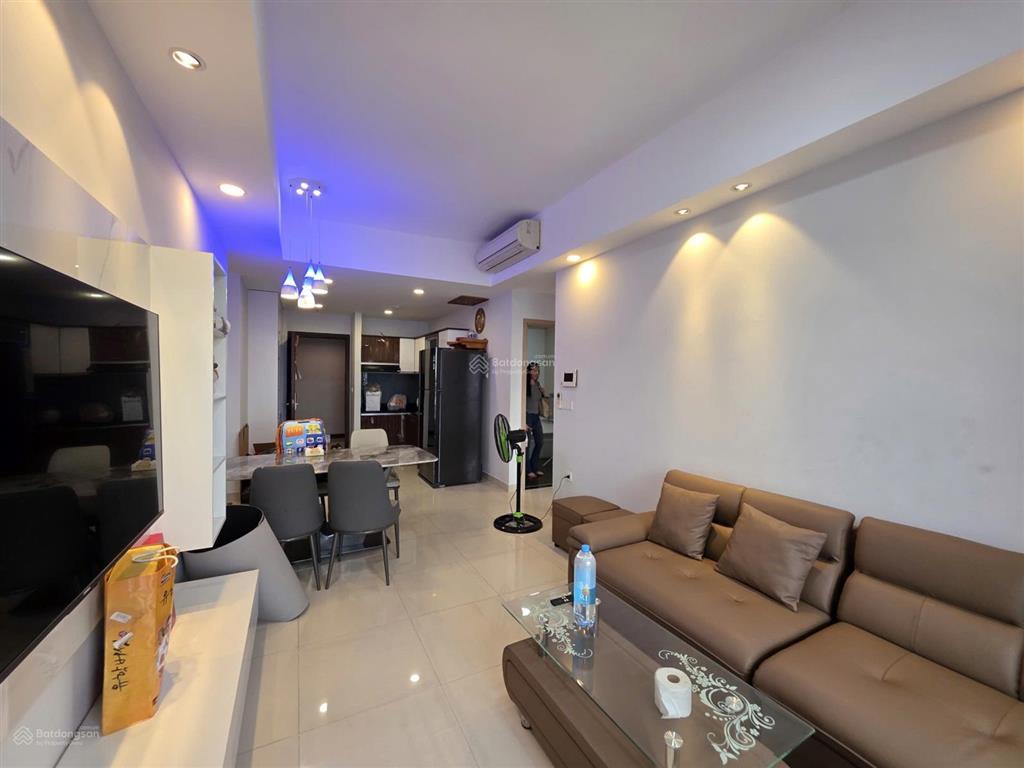Cho thuê căn 2pn/2wc đầy đủ nội thất view thoáng sẵn slot ô tô  botanica premier