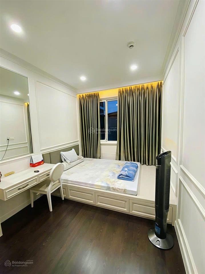 Cần bán căn 3pn/2wc 103m2 view đông thoáng, đầy đủ nội thất giá 8,5 tỷ toà golden mansion