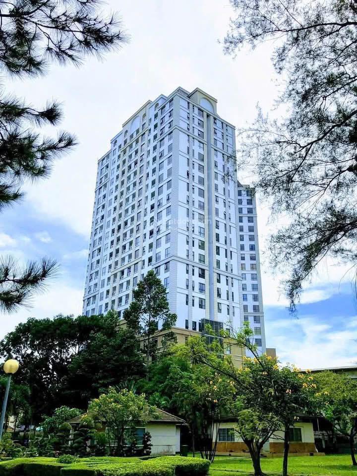 Bán căn offictel sẵn sổ hồng ngăn 1pn riêng, 1wc view cv gia định  giá 3.2 tỷ còn thương lượng
