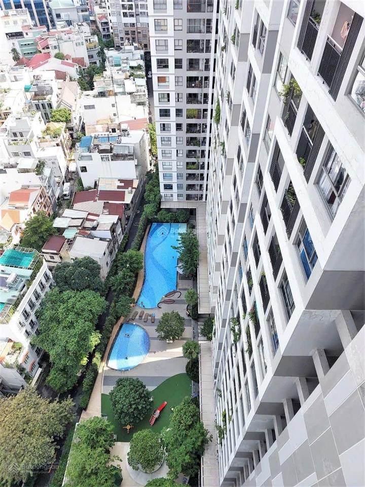 Bán căn 1pn riêng view sân bay tầng cao nội thất y hình nhà đẹp mới, giá còn thương lượng botanica