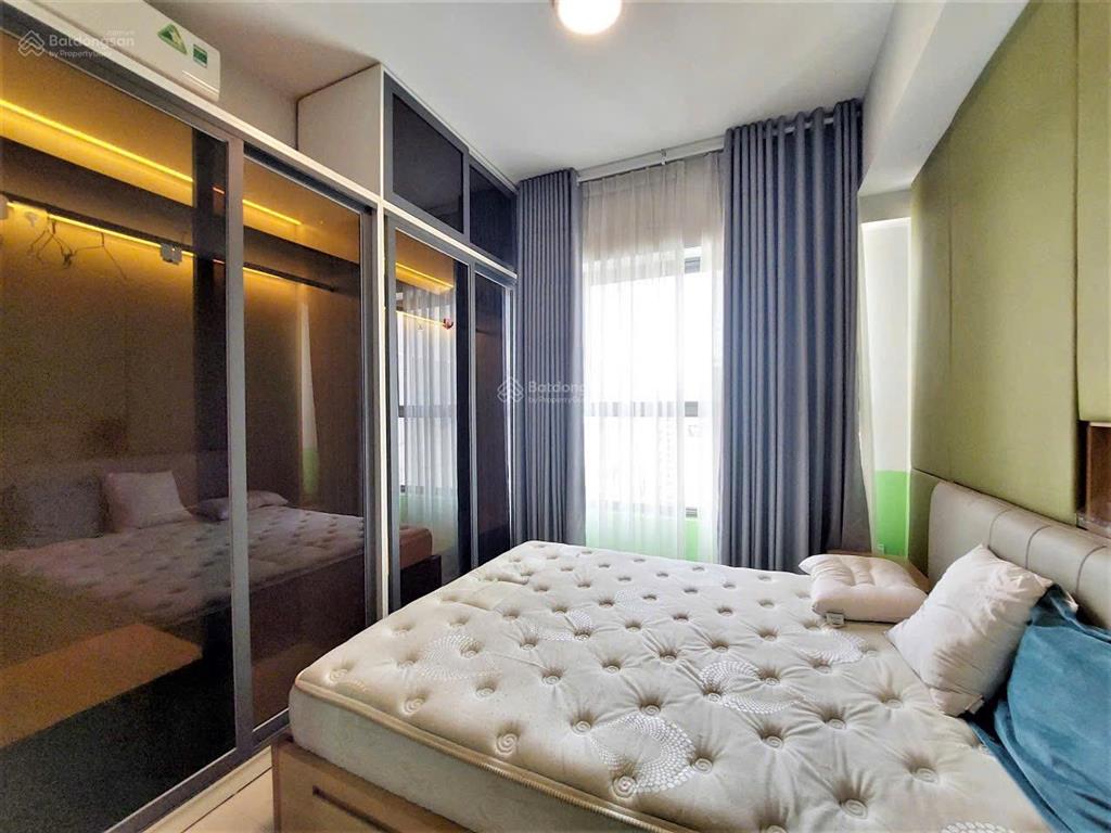 Bán căn 1pn riêng view sân bay tầng cao nội thất y hình nhà đẹp mới, giá còn thương lượng botanica