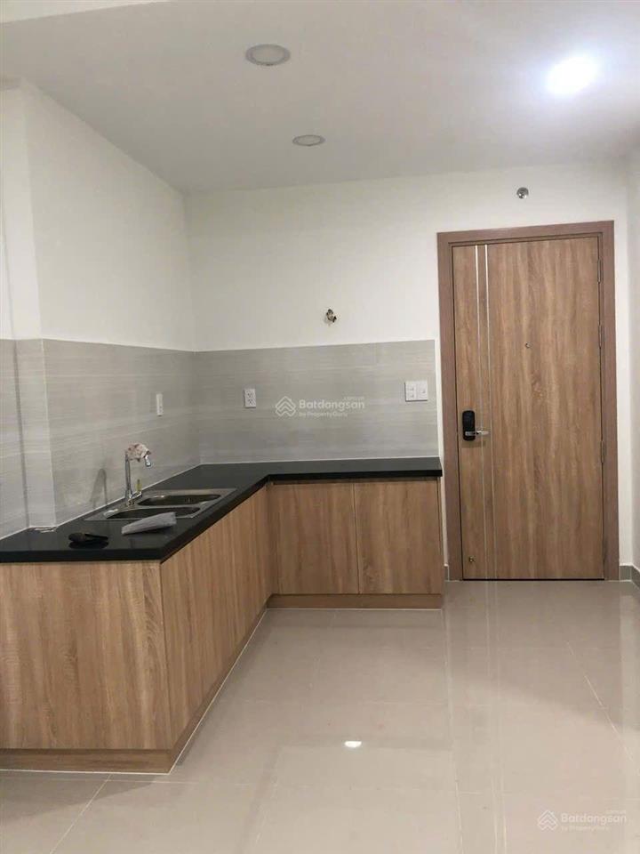 Cho thuê căn 2pn1wc giá 7tr nhà trống. ưu tiên khách gia đình.  0334 582 *** kim hiếu