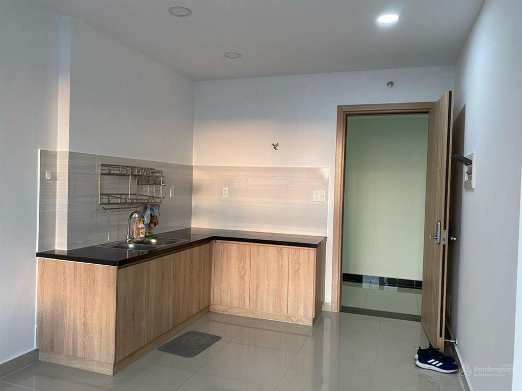 Bán căn 2pn saigon gateway giá 3 tỷ, 53m², shr, nhà trống.  0334 582 *** kim hiếu