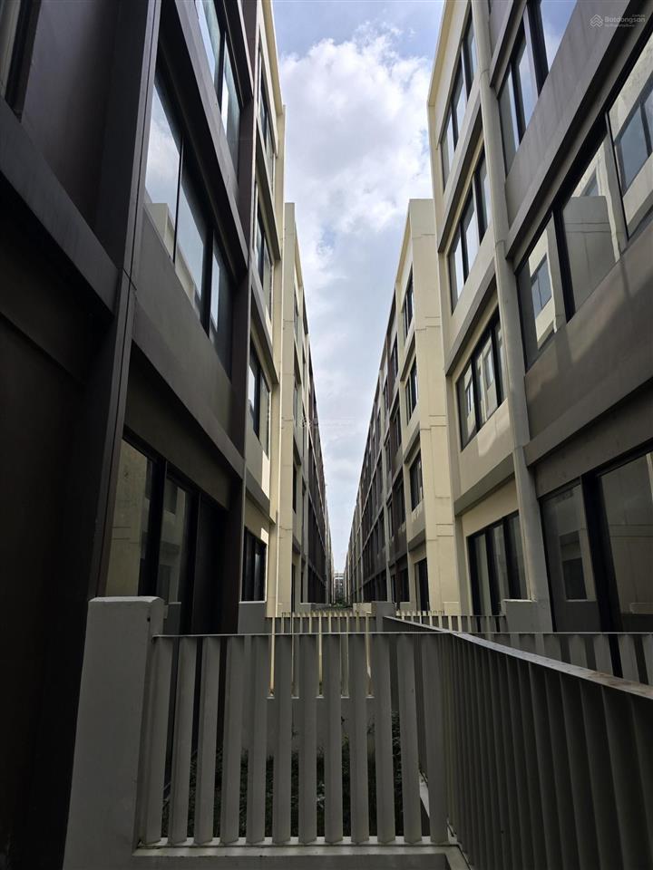 Bán căn soho  the global city 1 trệt 4 lầu, 95m², giá 34 tỷ all in. shr.  0334 582 ***