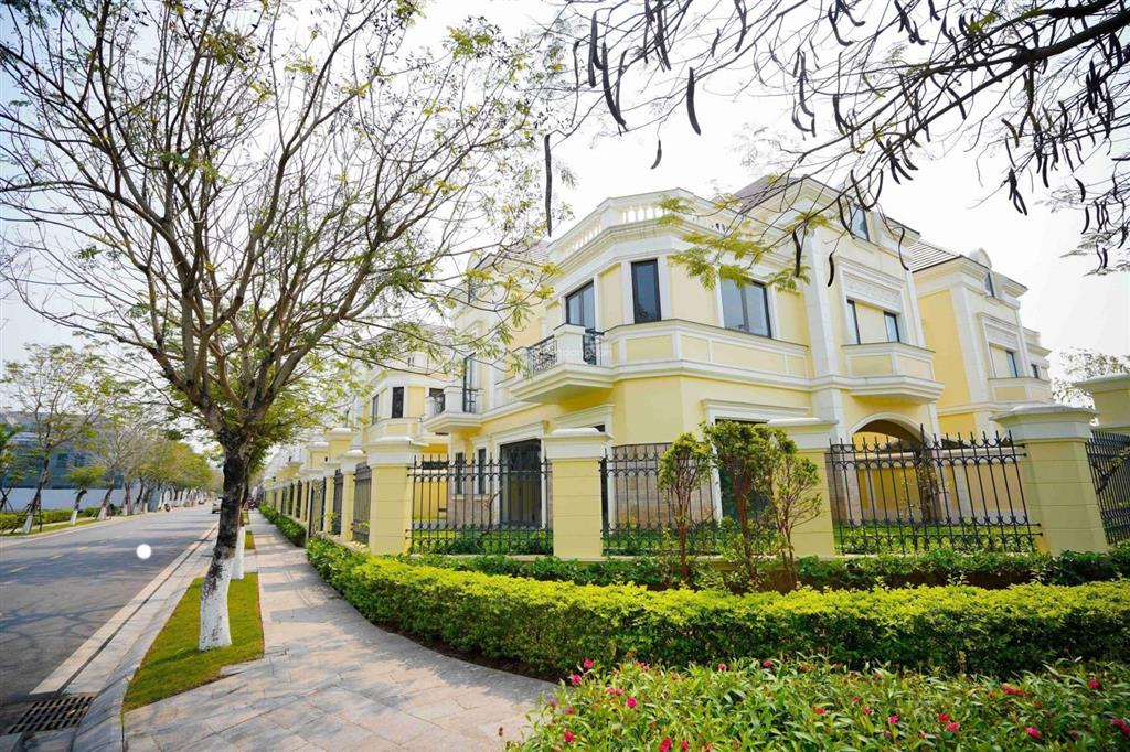 Cho thuê biệt thự làm kho, văn phòng, đường mùa hạ, giá 15 triệu tại an lạc green symphony, hà nội