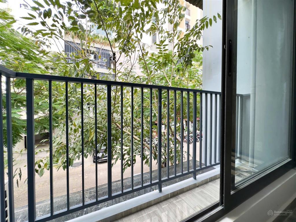 Cho thuê căn studio mới có ban công, cửa sổ thoáng, an ninh sạch sẽ ngay vx cộng hoà