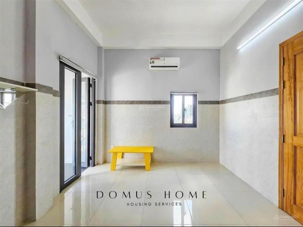 Phòng có gác ngay gần vạn hạnh mall  cầu vượt 3/2 quận 10  thoáng sáng