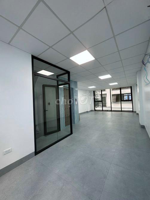Cho thuê văn phòng Thanh Liệt, 51m2, mới, sàn thông