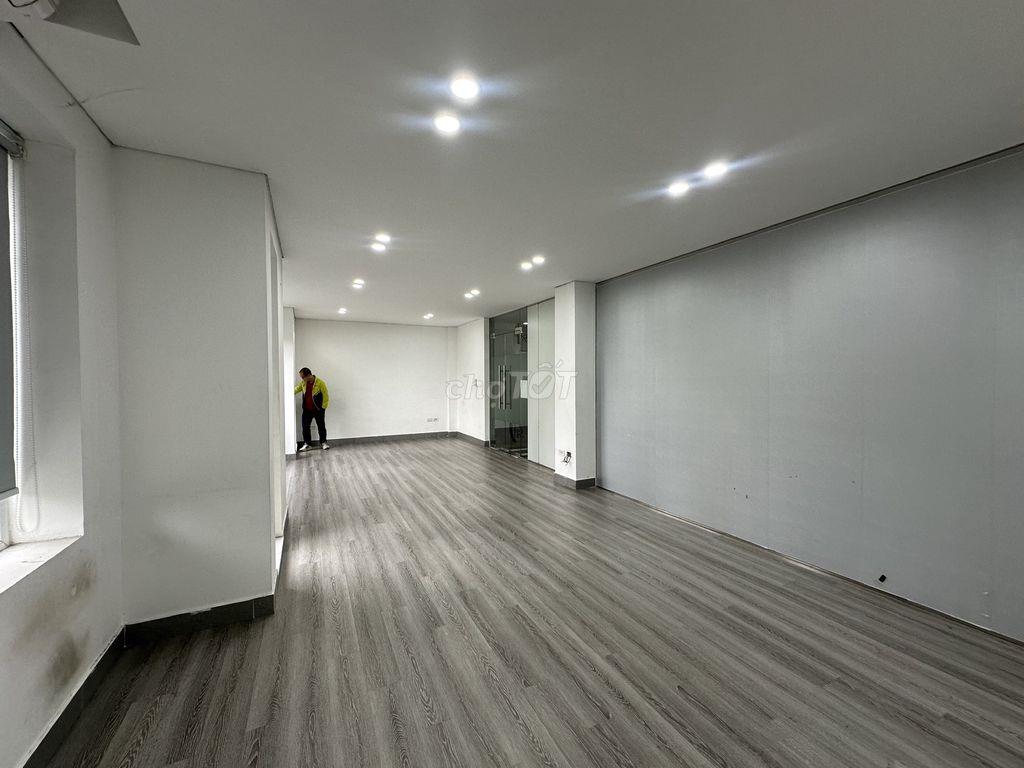 Cho thuê văn phòng 50 m2 tại Làng Việt Kiều Chau Âu, vp như ảnh