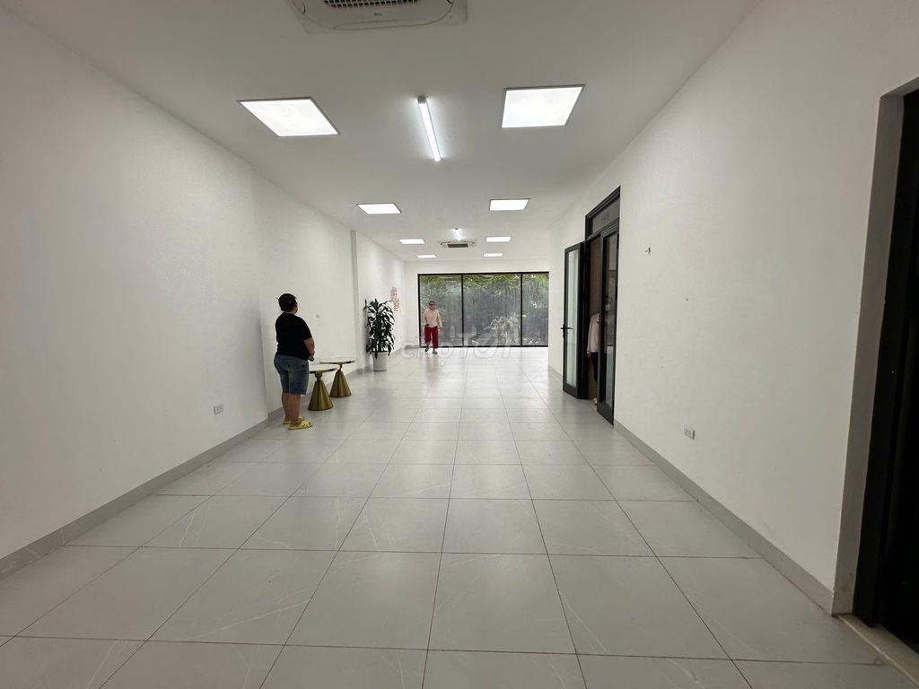 Cho thuê văn phòng Him Lam Vạn Phúc, diện tích 98 m2/tầng 